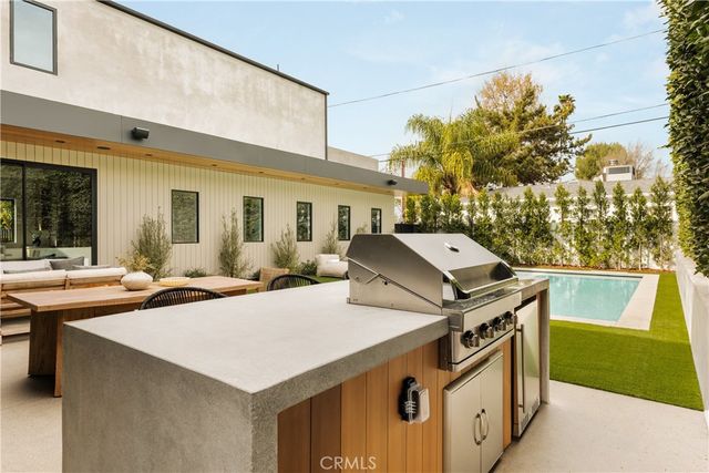 12753 Halkirk Street, Studio City, CA 91604
