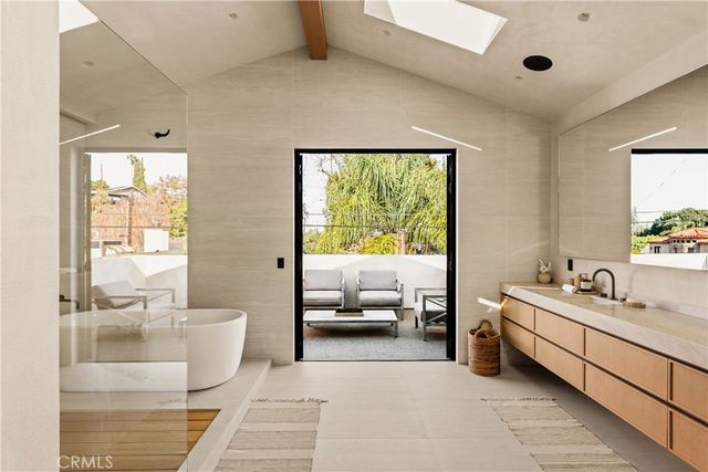 12753 Halkirk Street, Studio City, CA 91604