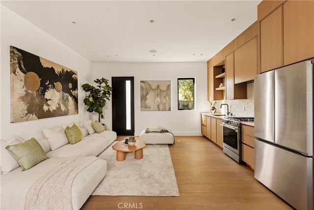 12753 Halkirk Street, Studio City, CA 91604