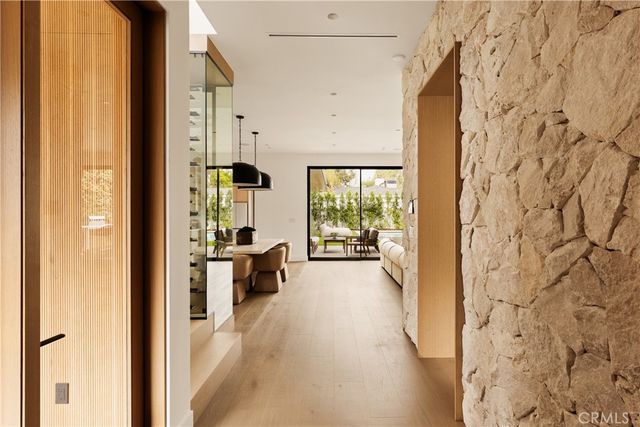 12753 Halkirk Street, Studio City, CA 91604