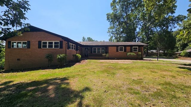 1305 Dana Drive, Dalton, GA 30720
