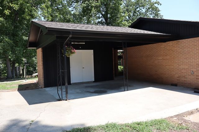 1305 Dana Drive, Dalton, GA 30720