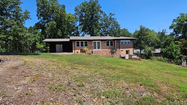 1305 Dana Drive, Dalton, GA 30720