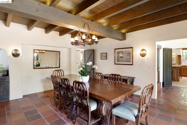 17 Roble Ct, Berkeley, CA 94705