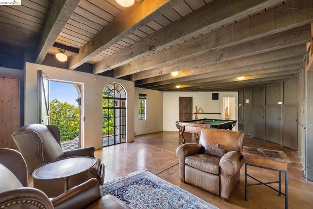 17 Roble Ct, Berkeley, CA 94705