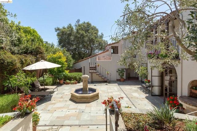 17 Roble Ct, Berkeley, CA 94705