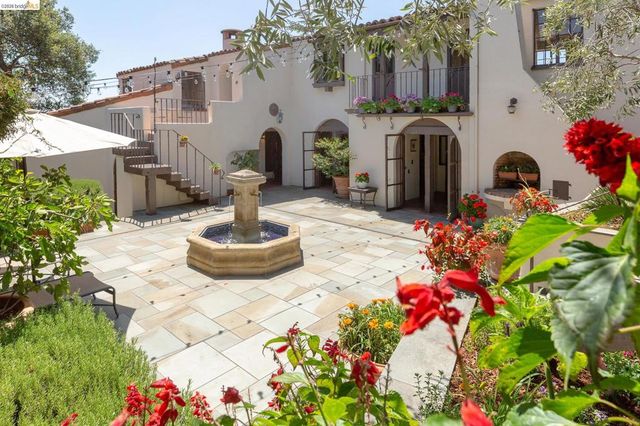 17 Roble Ct, Berkeley, CA 94705