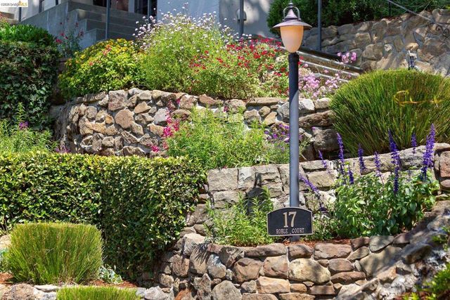 17 Roble Ct, Berkeley, CA 94705