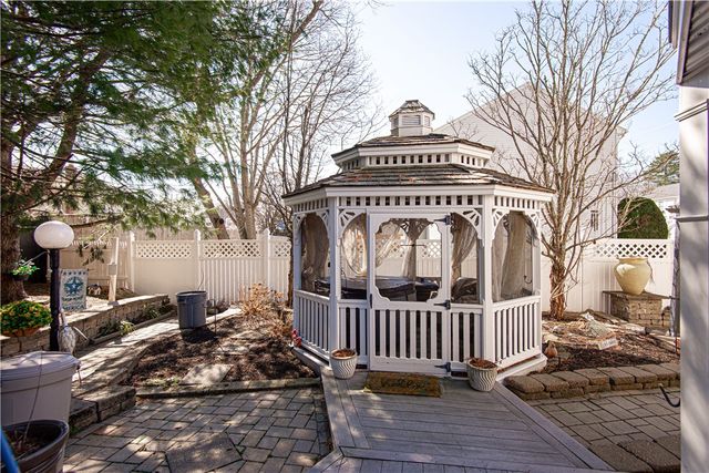 9 Timber Walk Drive, West Warwick, RI 02893