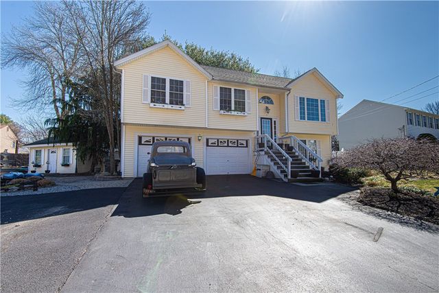 9 Timber Walk Drive, West Warwick, RI 02893