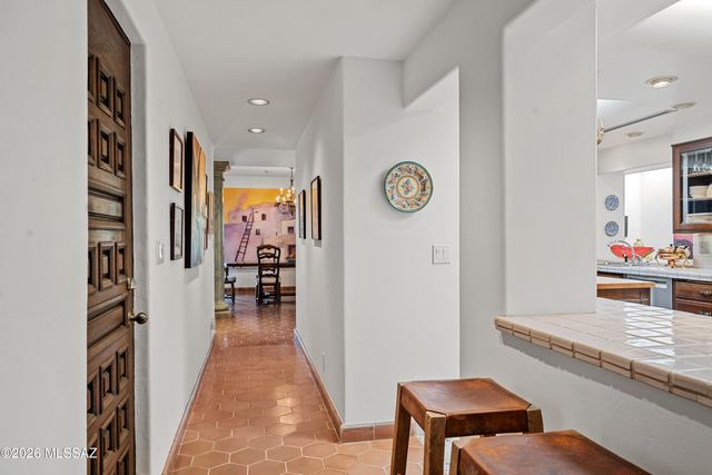 2820 E Cerrada Los Palitos, Tucson, AZ 85718