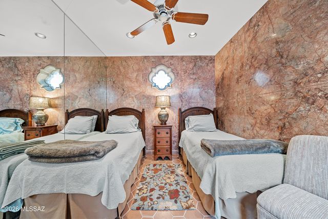 2820 E Cerrada Los Palitos, Tucson, AZ 85718