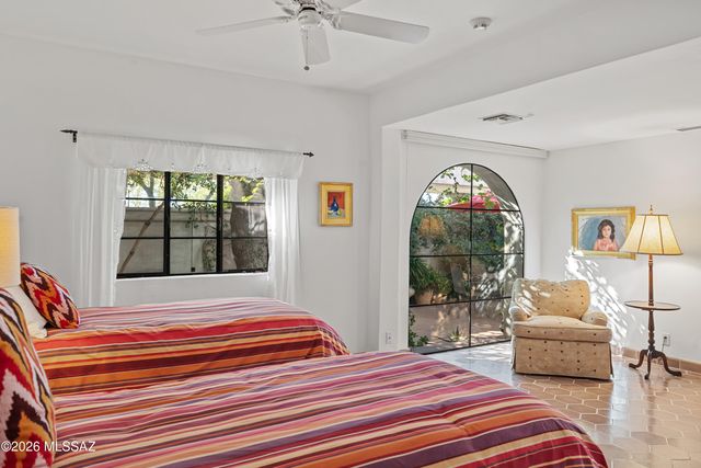 2820 E Cerrada Los Palitos, Tucson, AZ 85718