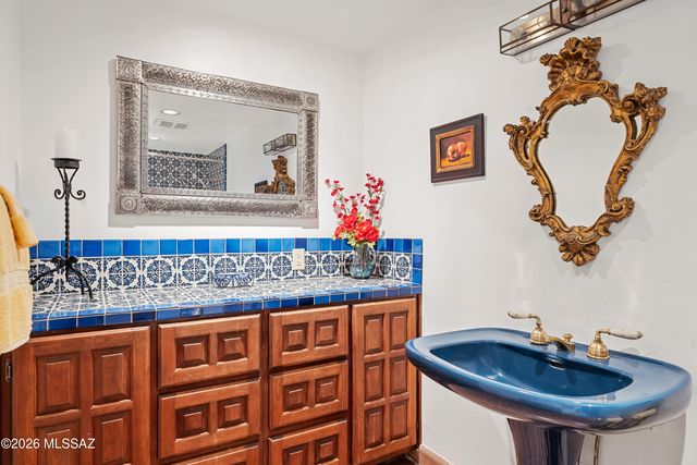 2820 E Cerrada Los Palitos, Tucson, AZ 85718