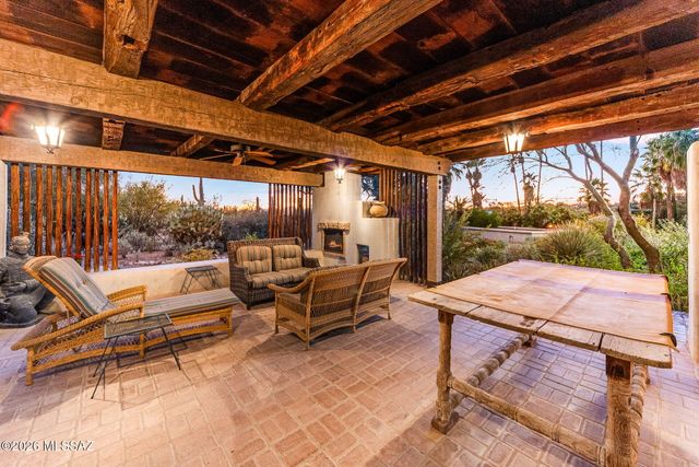 2820 E Cerrada Los Palitos, Tucson, AZ 85718