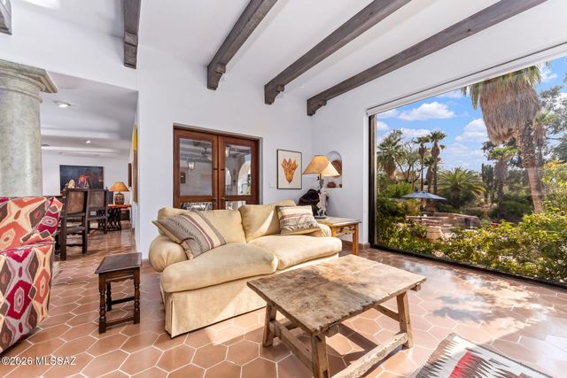 2820 E Cerrada Los Palitos, Tucson, AZ 85718