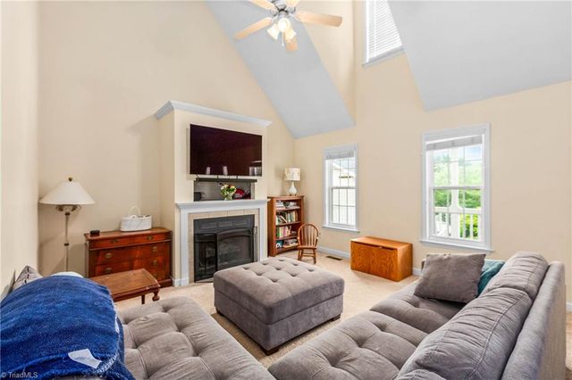 4430 Tipperary Place, Winston-salem, NC 27104