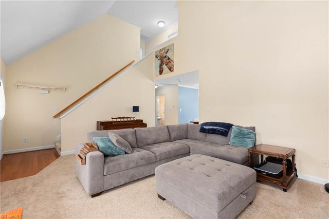 4430 Tipperary Place, Winston-salem, NC 27104