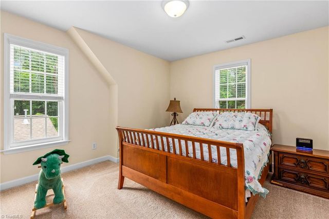 4430 Tipperary Place, Winston-salem, NC 27104