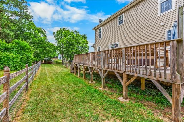 4430 Tipperary Place, Winston-salem, NC 27104