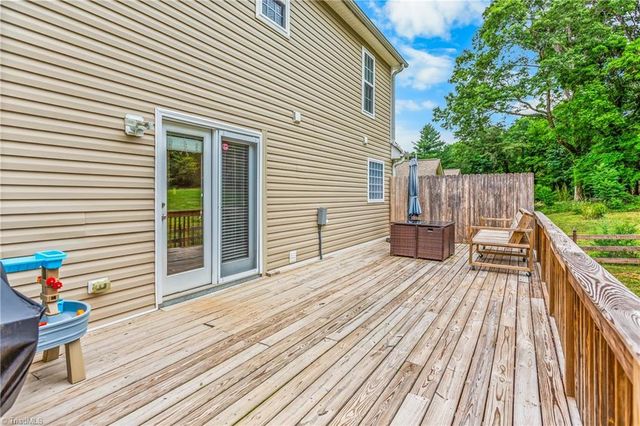 4430 Tipperary Place, Winston-salem, NC 27104