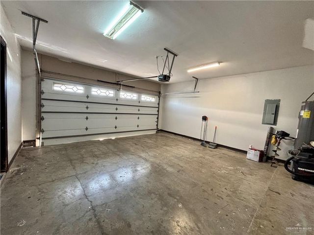 404 S Resplandor Street, Mission, TX 78572