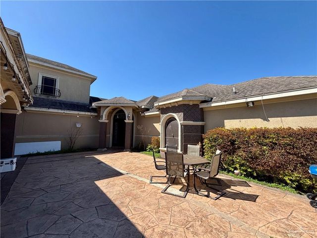 404 S Resplandor Street, Mission, TX 78572