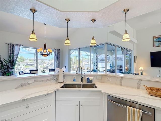 4924 SW 17th AVE, Cape Coral, FL 33914