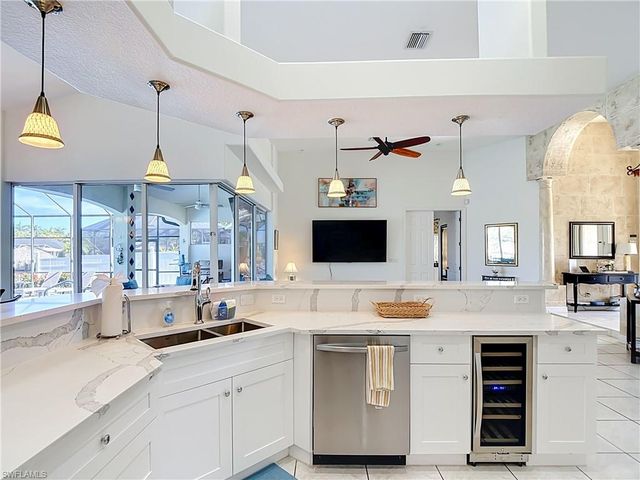 4924 SW 17th AVE, Cape Coral, FL 33914