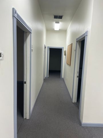 49 Poquonnock Road, Groton, CT 06340