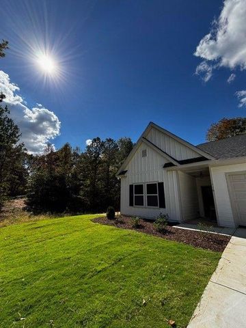 116 Valley View Drive, Maysville, GA 30558