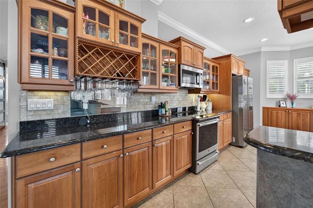 339 MANATEE LANE, Tarpon Springs, FL 34689
