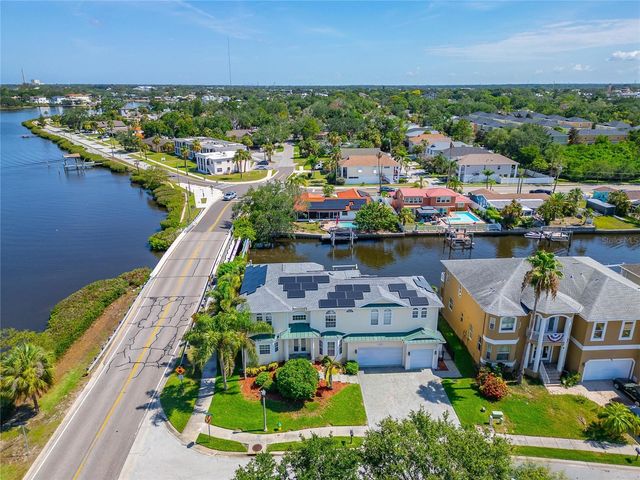 339 MANATEE LANE, Tarpon Springs, FL 34689