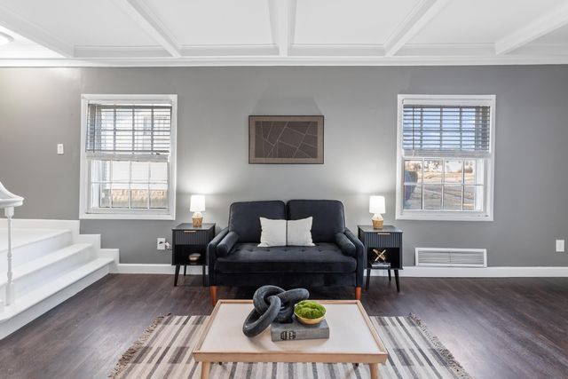 621 S Chautauqua Ave, Wichita, KS 67211