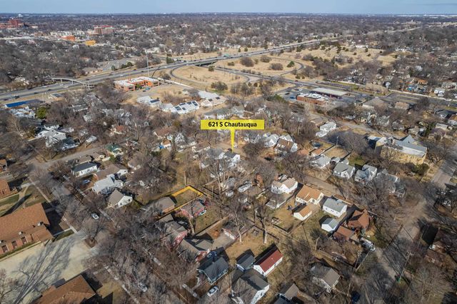 621 S Chautauqua Ave, Wichita, KS 67211