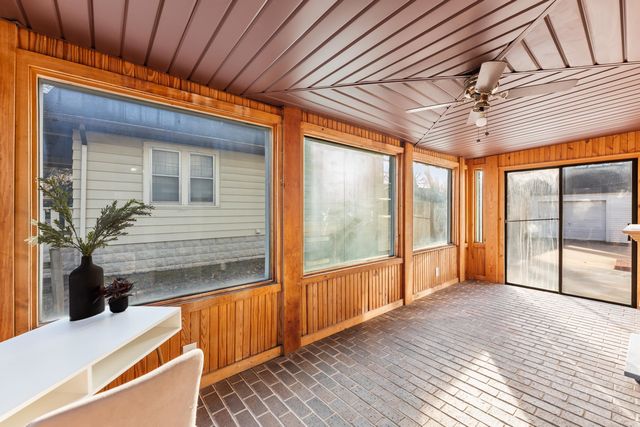 621 S Chautauqua Ave, Wichita, KS 67211