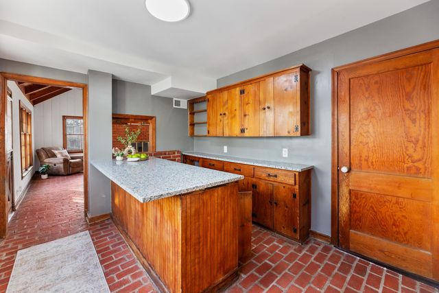 621 S Chautauqua Ave, Wichita, KS 67211