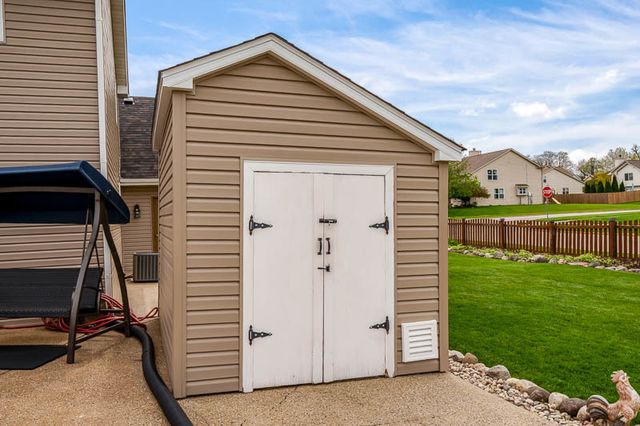 1900 Wycliffe Street, Belvidere, IL 61008