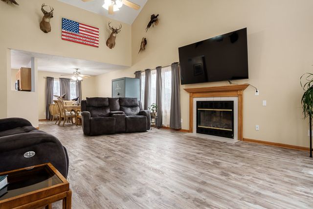 1900 Wycliffe Street, Belvidere, IL 61008