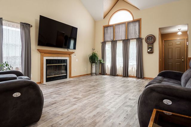 1900 Wycliffe Street, Belvidere, IL 61008