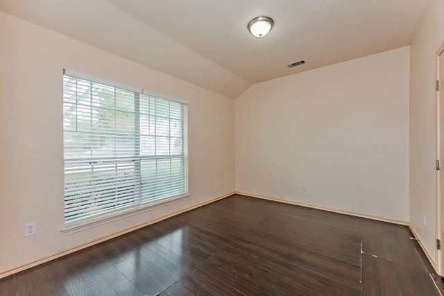 2230 Bridle Path Drive, Lancaster, TX 75146