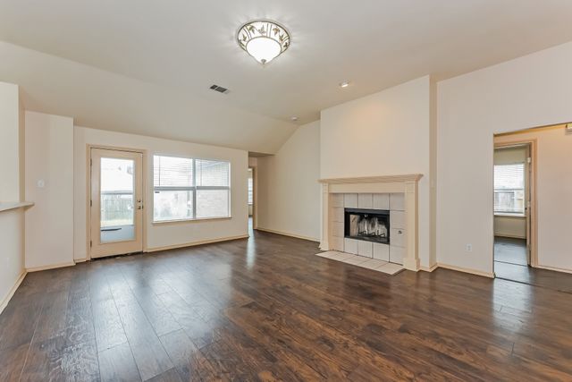 2230 Bridle Path Drive, Lancaster, TX 75146