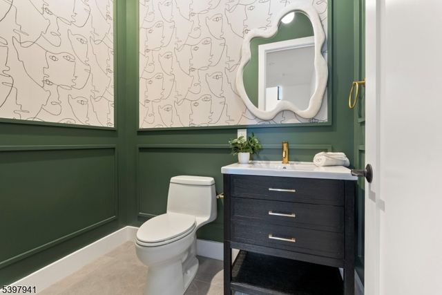 112 Valley Rd B, Montclair Twp., NJ 07042