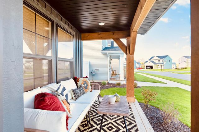 8278 Cooks Corner Drive Se 7, Byron Twp, MI 49315