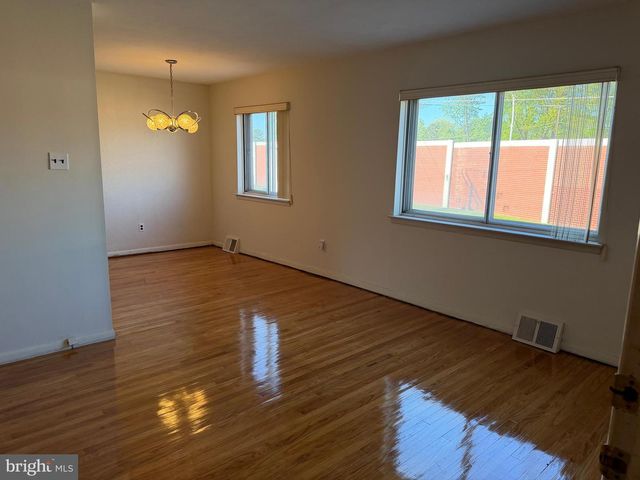 3606 WOODHAVEN RD, Philadelphia, PA 19154