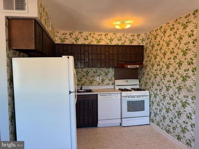 3606 WOODHAVEN RD, Philadelphia, PA 19154