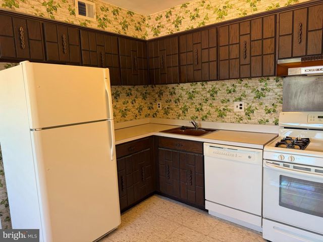 3606 WOODHAVEN RD, Philadelphia, PA 19154