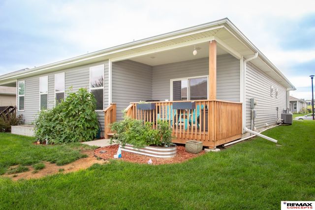2868 Wagon Drive, Lincoln, NE 68507