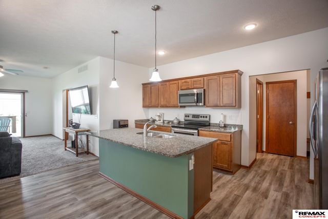 2868 Wagon Drive, Lincoln, NE 68507