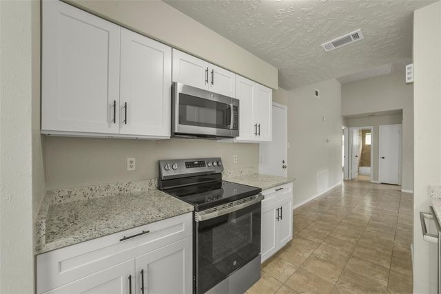 7818 Winehill Lane, Houston, TX 77040